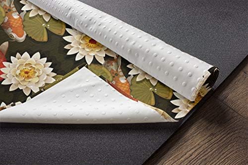 מגבת מחצלת יוגה אסייתית של אמבסון, קרפיון קוי יפני דגי קוי עם פרחי לוטוס טבע תרבות מזרחיים, טבע, זיעה